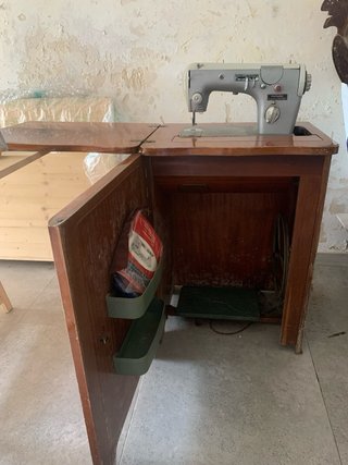 Macchina da cucire vintage Pamark