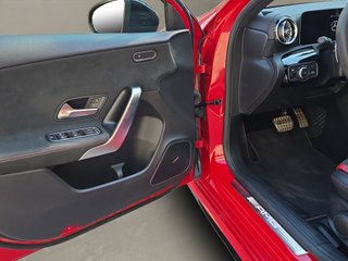 Mercedes-Benz Clase A Sedán Mercedes-AMG A 35 4MATIC+