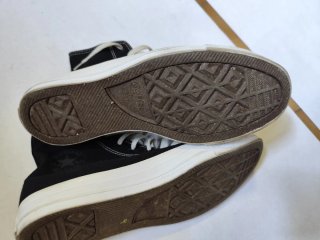 Converse altas negras
