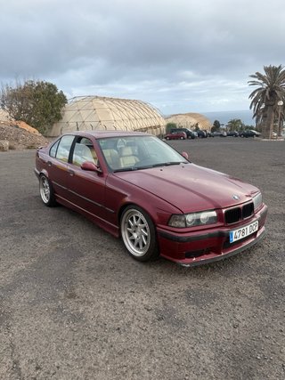 BMW e36 325i
