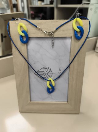 Conjunto collar y pendientes eslabones