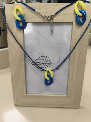Conjunto collar y pendientes eslabones
