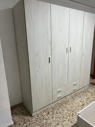 Armadio Bianco a 6 Ante e Cassetti