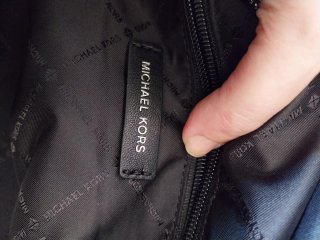 Bolso Michael Kors Negro Acolchado Cadena