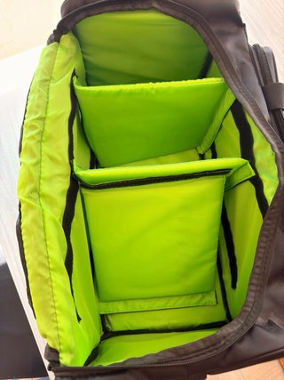 Maletín deportivo SNKR BAG negro