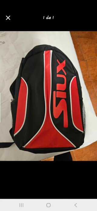 Mochila negra y roja SIUX