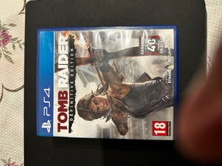 PS4 (PlayStation 4) con 2 mandos