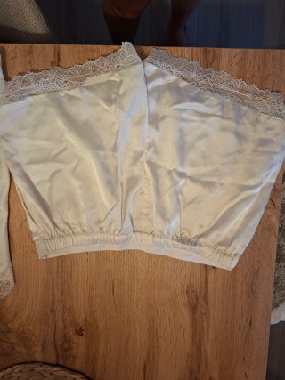 Conjunto satén encaje blanco