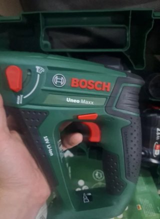 Taladro percutor Bosch Uneo Maxx 18V
