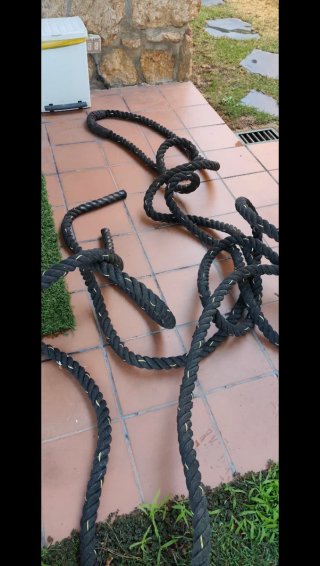 Cuerda de batalla negra