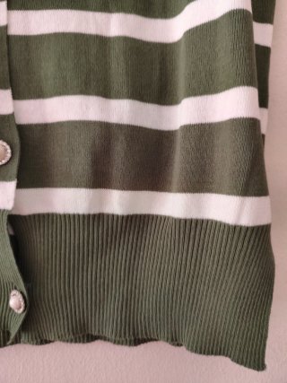 Blusa COMODA verde y blanca Talla XL