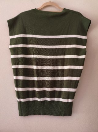 Blusa COMODA verde y blanca Talla XL