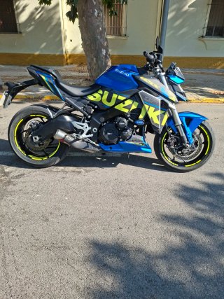 Suzuki GSX-S 950/1000 Naked 2022 Azul/Amarillo