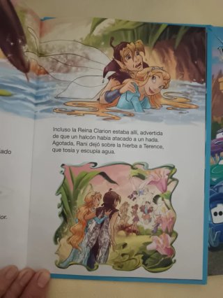 Lote 2 cuentos+estante para formar tú biblioteca.
