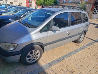 Opel Zafira 2004