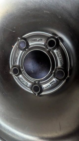 Llanta Acero Renault Scenic 4 20 con neumático