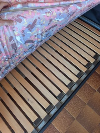 Sofá Cama Negro y Rosa