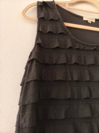 Vestido negro volantes tallaXL COMO L