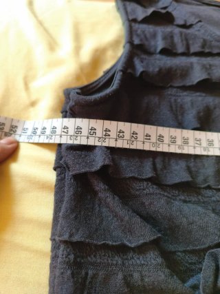 Vestido negro volantes tallaXL COMO L