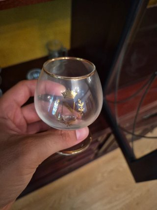 Antiguos vasos de coñac