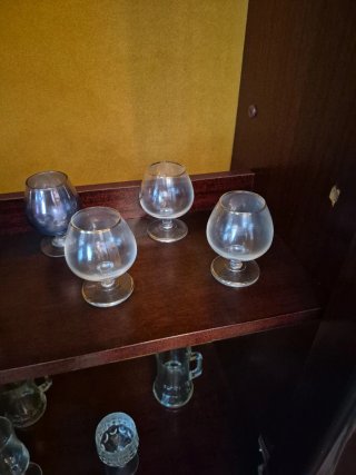 Antiguos vasos de coñac