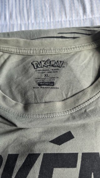 Camiseta Pokémon Talla XL