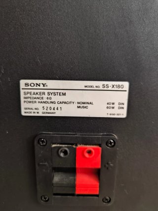 Altavoces Sony SS-X180