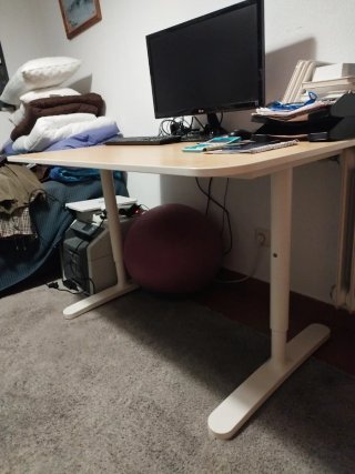 Escritorio IKEA BEKANT