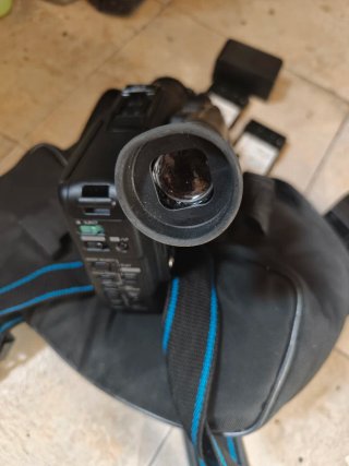 Cámara video 8 Canon E90 para Piezas o reparar