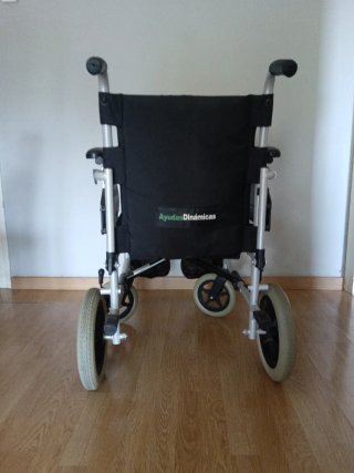 Silla de ruedas plegable