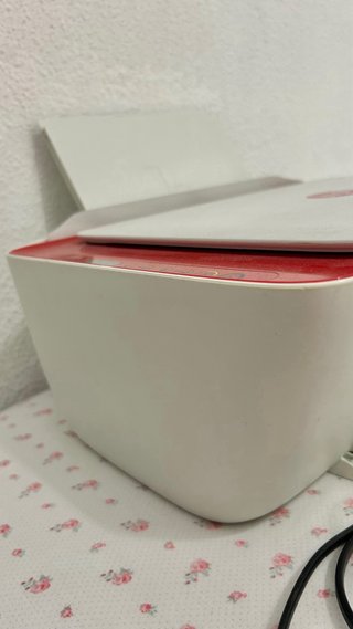 Impresora HP DeskJet 2633 Roja y Blanca