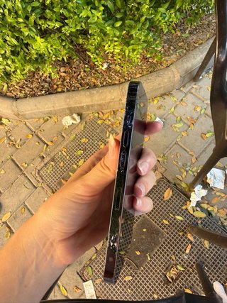 iPhone 14 Pro Morado