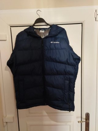 Chaqueta Columbia plumífera azul y plateada