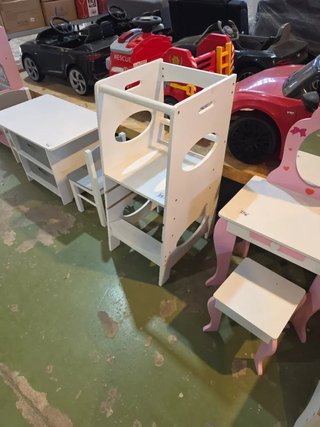 Torre de aprendizaje infantil