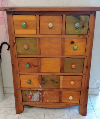 Cómoda madera.Venta en persona.