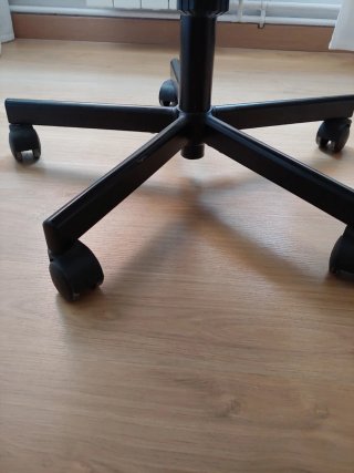 Silla de escritorio negra