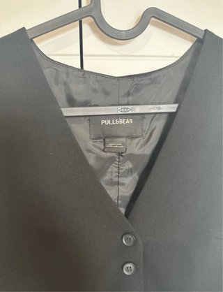 Chaleco negro Pull&Bear