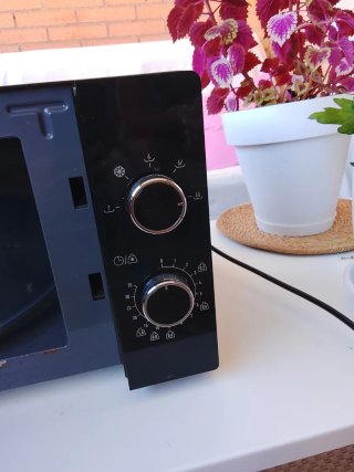 Microondas negro
