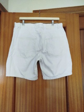Bermudas blancas