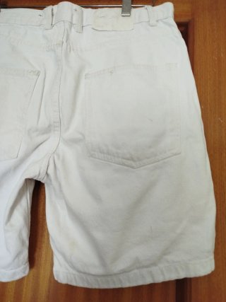 Bermudas blancas
