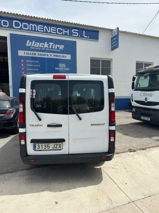 Renault Trafic 2017 mixta de 6 plazas