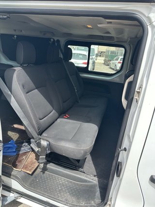 Renault Trafic 2017 mixta de 6 plazas