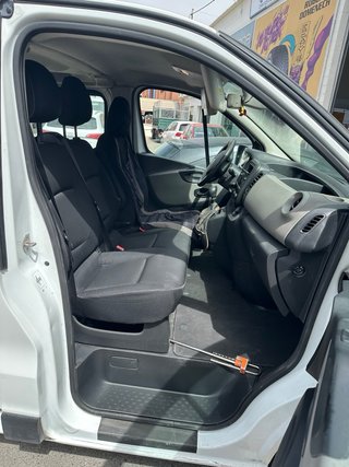 Renault Trafic 2017 mixta de 6 plazas