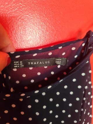 Vestido de lunares zara talla M