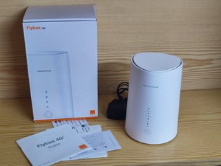 Router Alcatel HH72V1 4G 300mbps