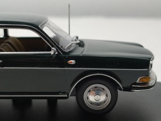 Volkswagen 411 LE Variant a escala 1/43 (1969)