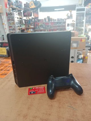 CONSOLA SONY PS4 SLIM 1TB 12.00 CON MANDO Y CABLES