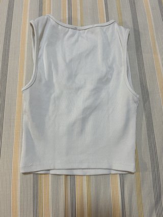 Top Pull&Bear blanco asimétrico