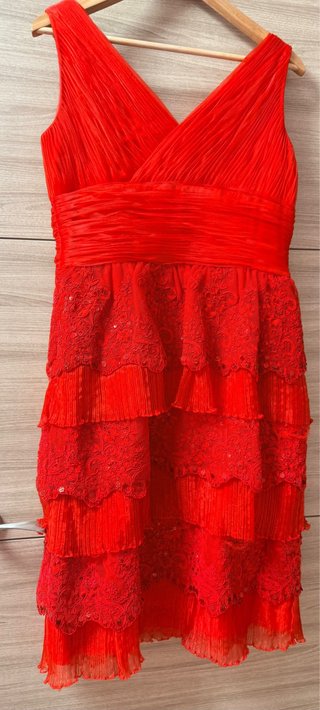 Vestido de fiesta rojo.