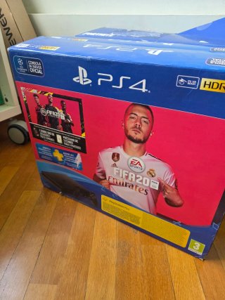 Consola PS4 Slim 1TB Negra FIFA 20